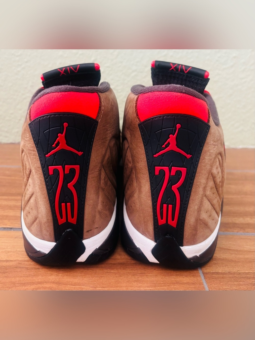 Jordan 14 Retro 'Winterized'
Sneaker Tennis Shoes Size: 11.5 - Picture 3 of 9
